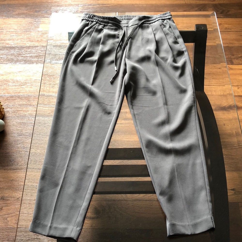 RW & Co, Size Medium, Tapered Grey Ankle Dress Pants